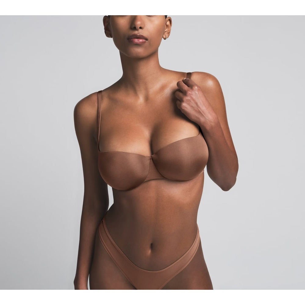 SKIMS NWOT Ultimate Push-Up Balconette Bra - Size 38DD